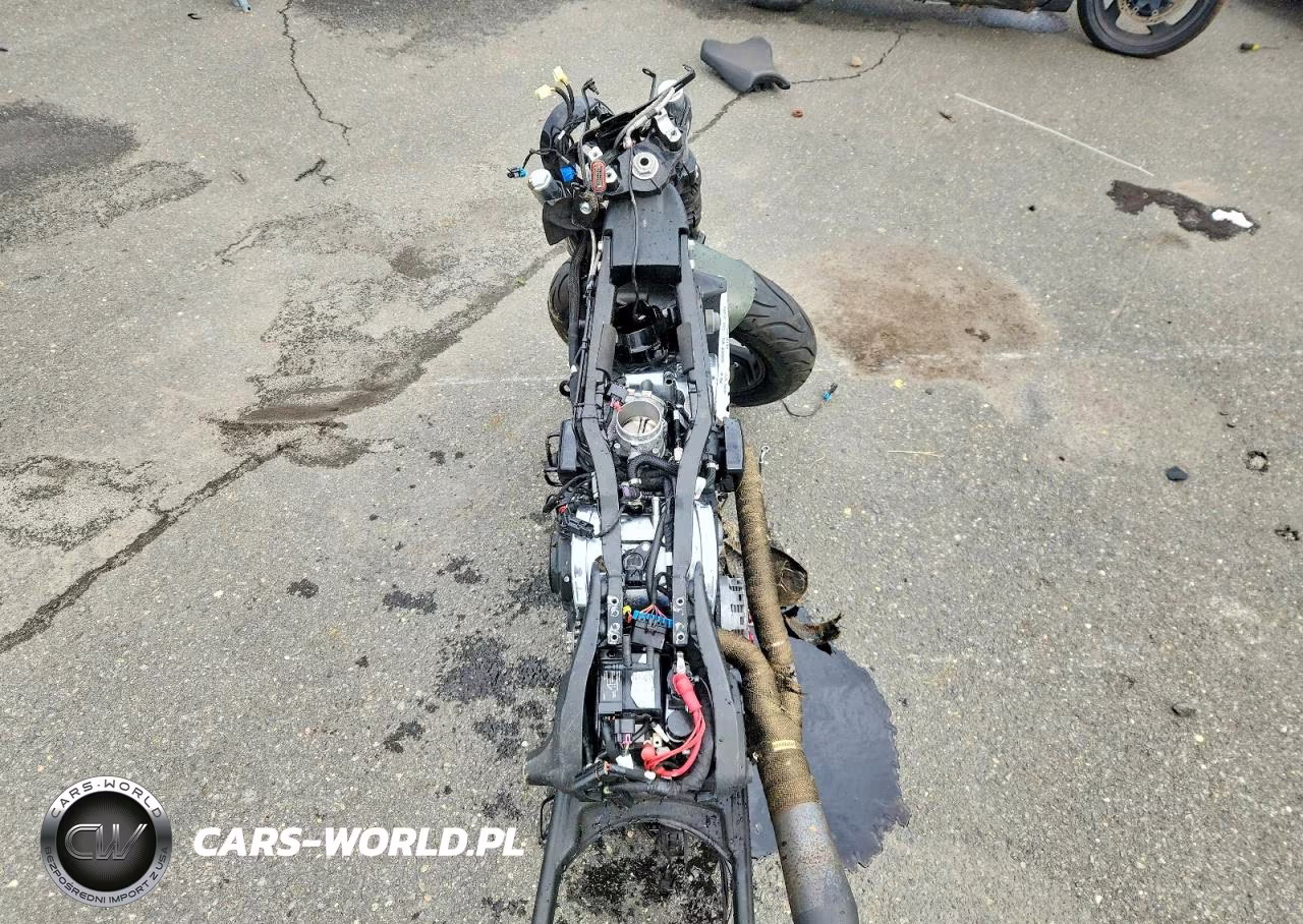 2023 Indian Motorcycle Co. Scout Bobber Abs VIN:56KMTA008P3190566 - 6
