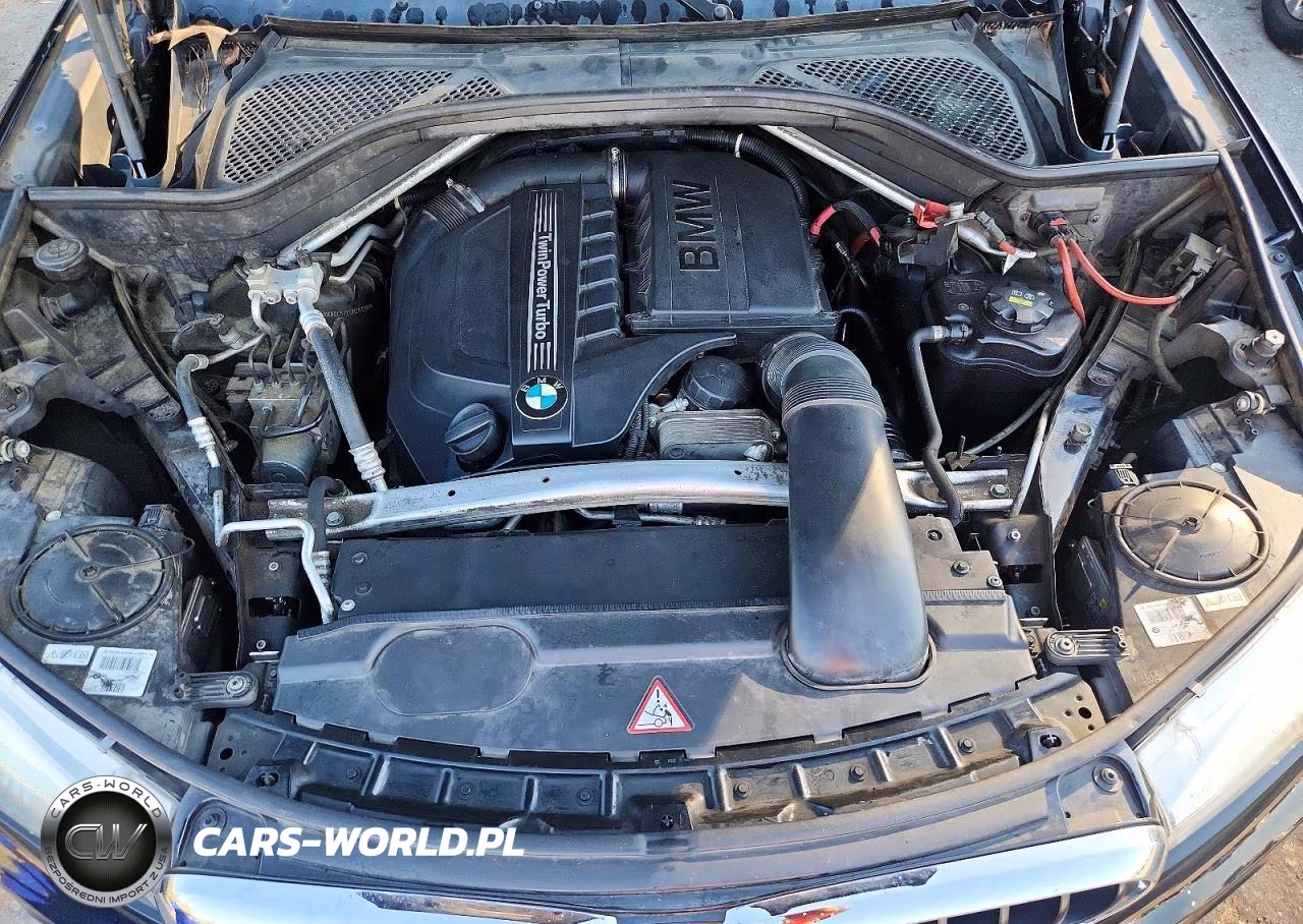2014 BMW X5 VIN:5UXKR0C57E0H25450 - 11