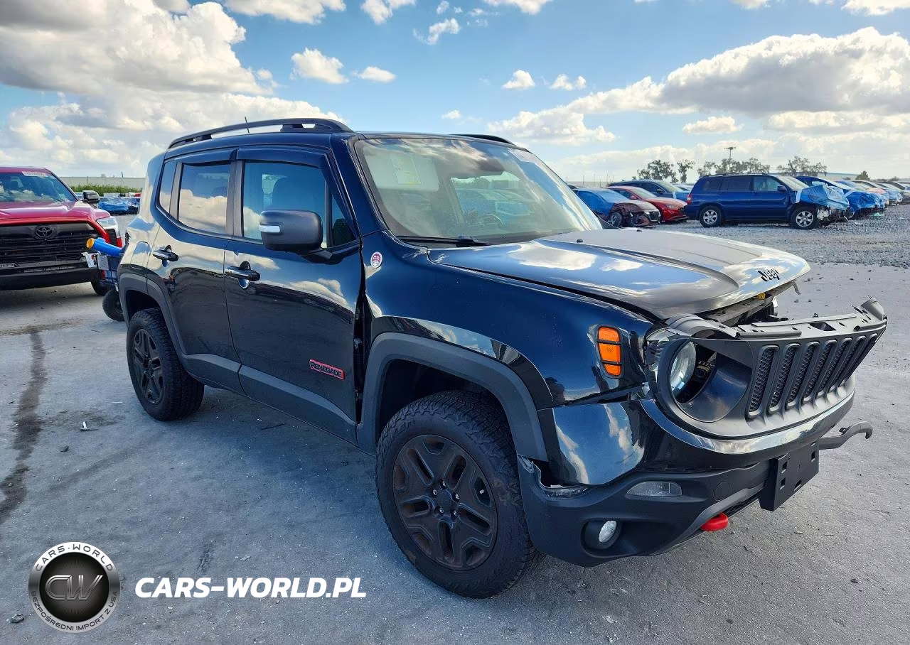 2018 Jeep Renegade Trailhawk VIN:ZACCJBCBXJPH58345 - 4