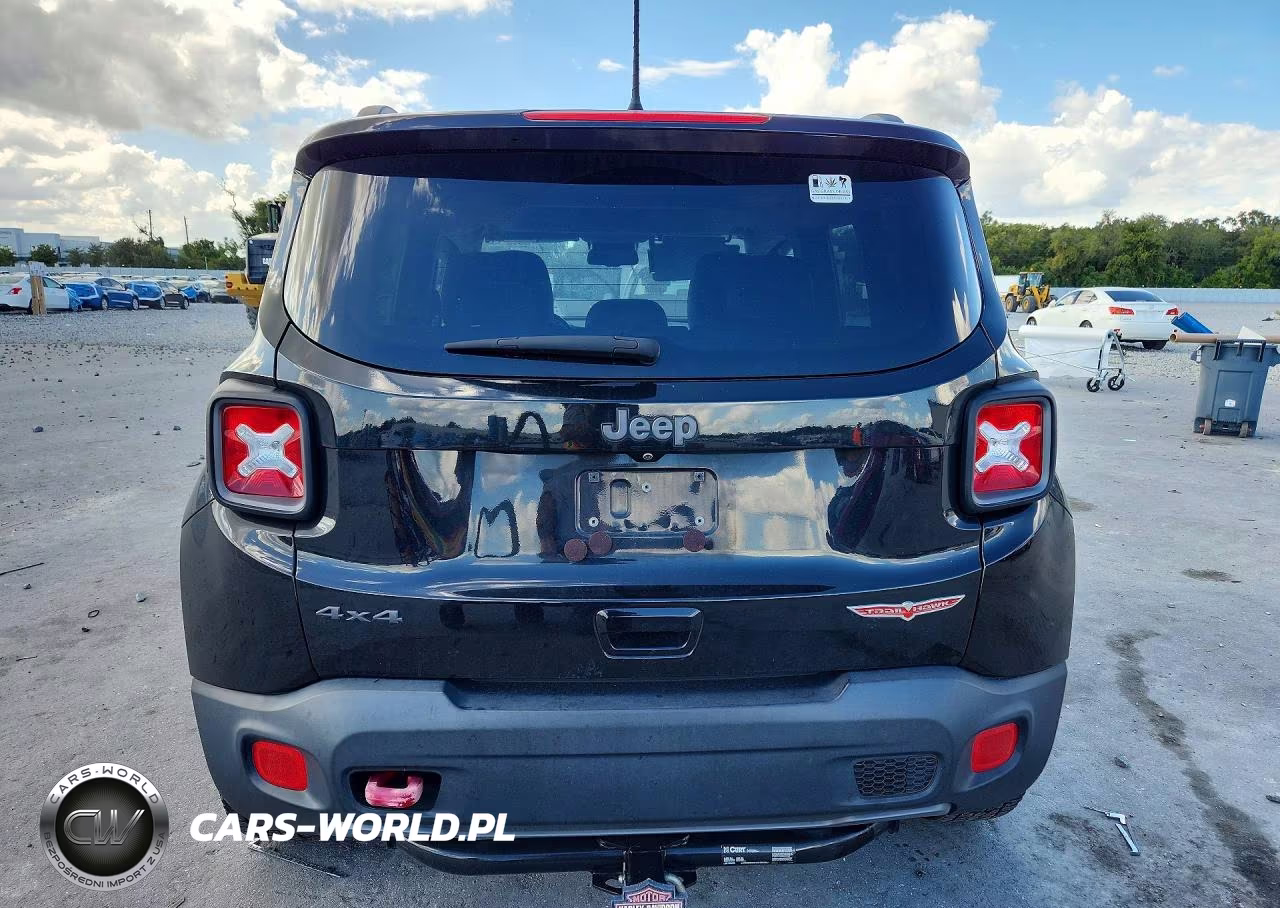 2018 Jeep Renegade Trailhawk VIN:ZACCJBCBXJPH58345 - 6
