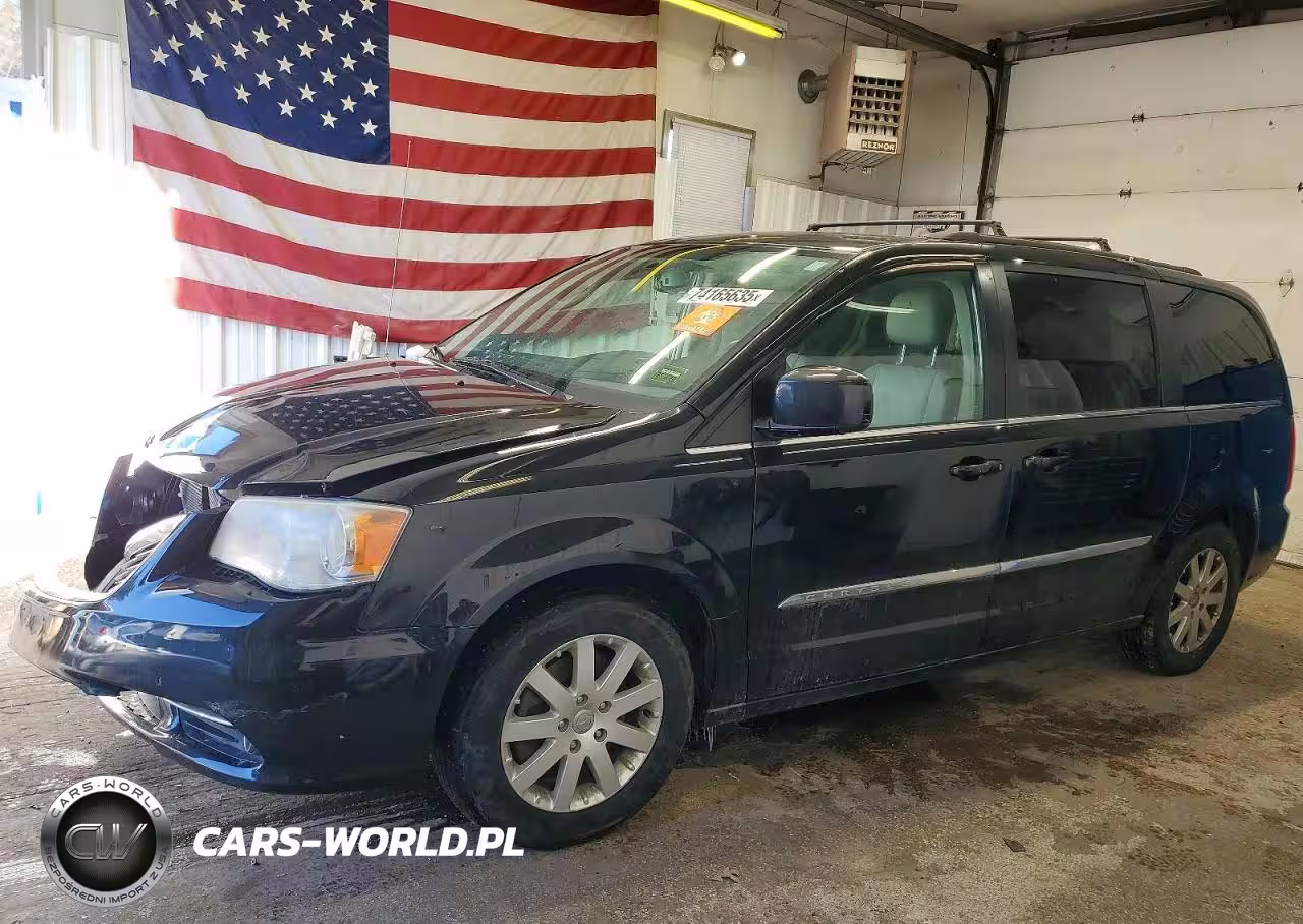 2014 Chrysler Town & Country Touring