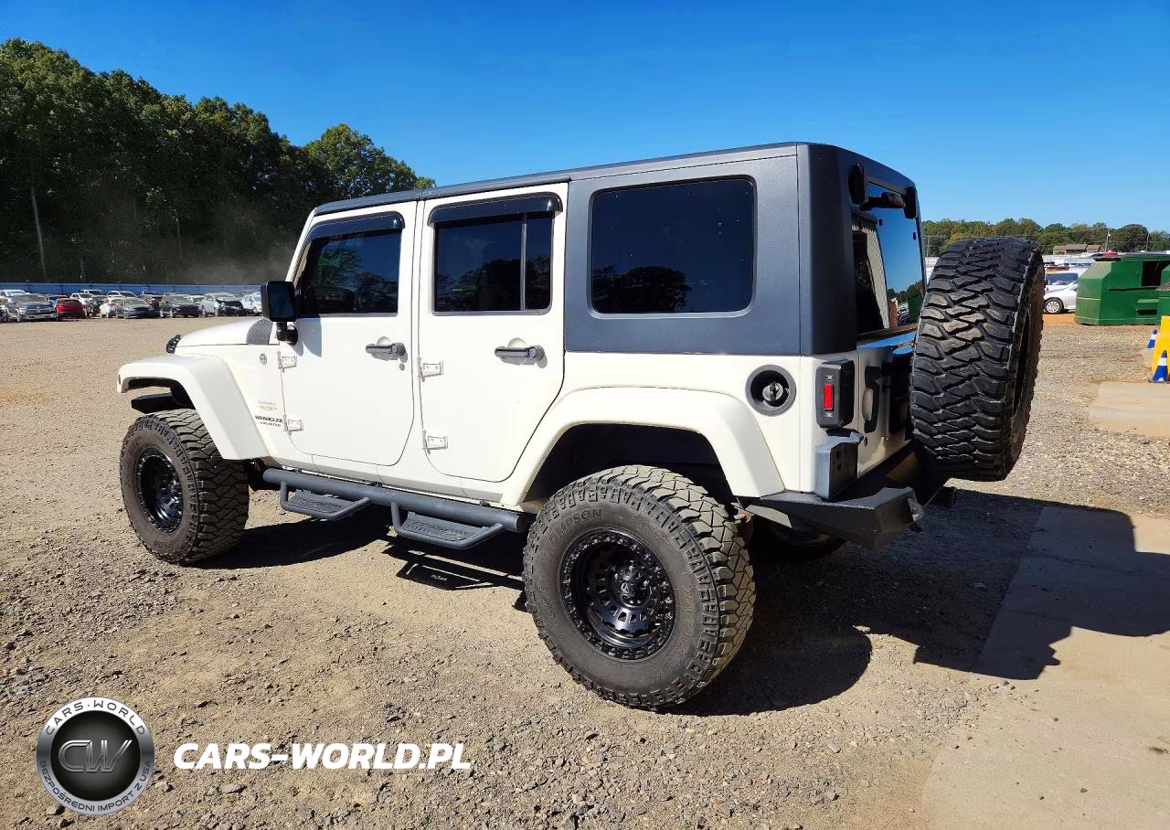2010 Jeep Wrangler Unlimited Sahara VIN:1J4BA5H15AL196527 - 2
