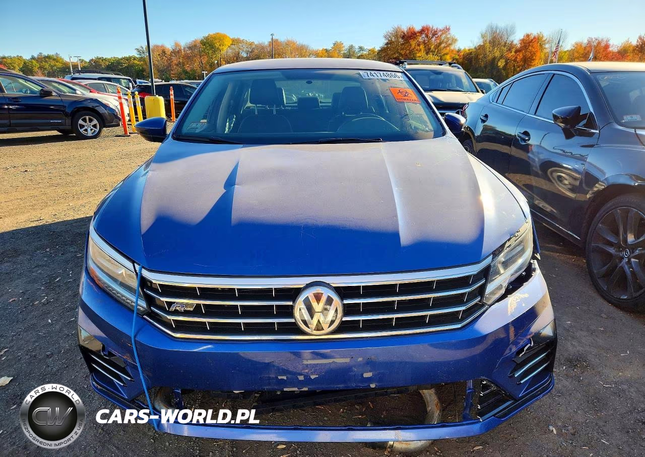 2017 Volkswagen Passat R-Line VIN:1VWDT7A32HC020199 - 5