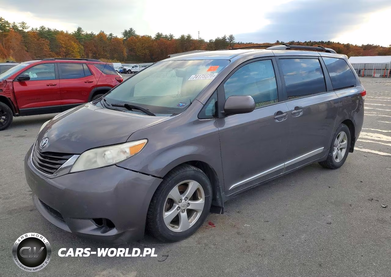2012 Toyota Sienna Le VIN:5TDKK3DC8CS254033 - 1