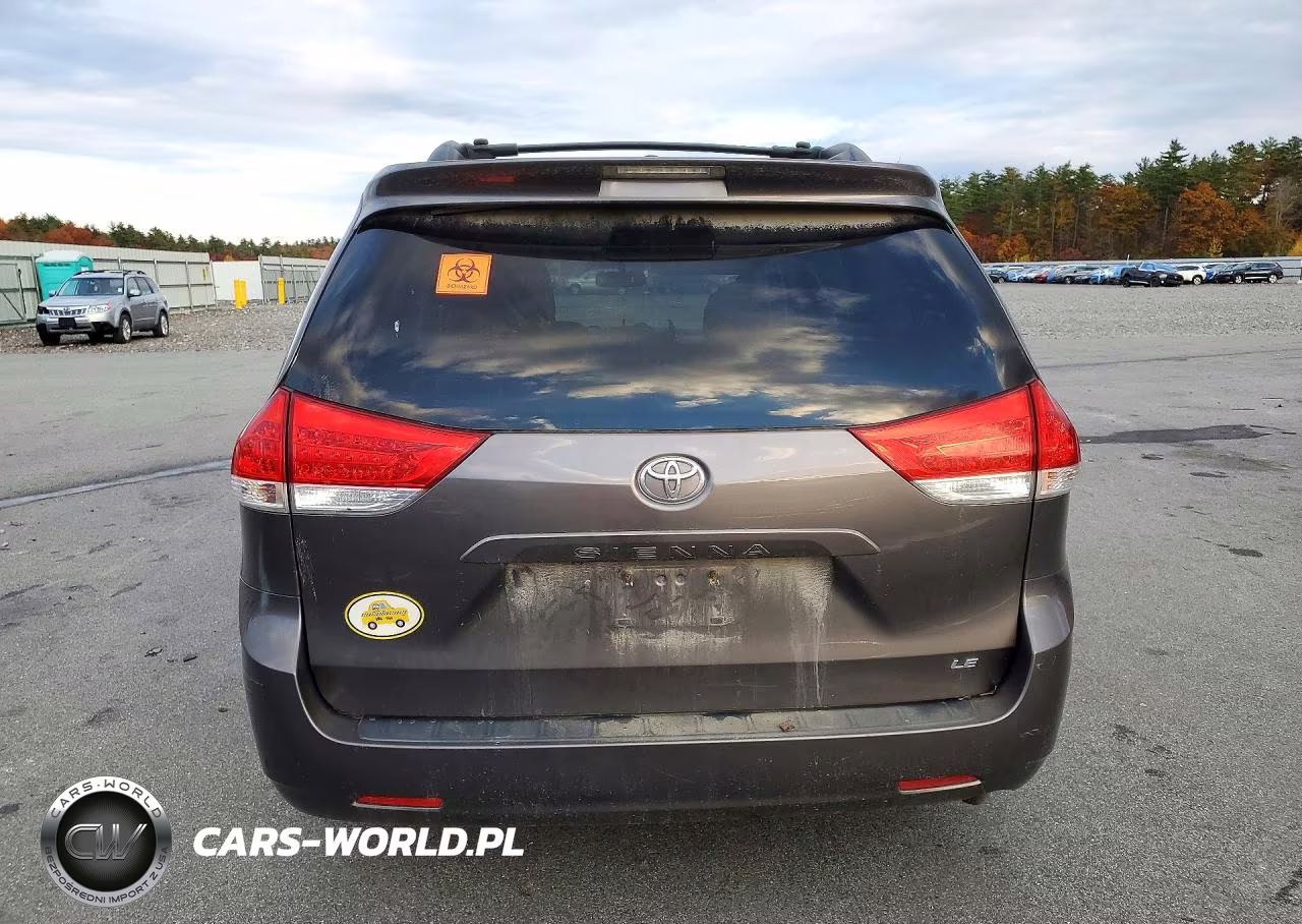 2012 Toyota Sienna Le VIN:5TDKK3DC8CS254033 - 6