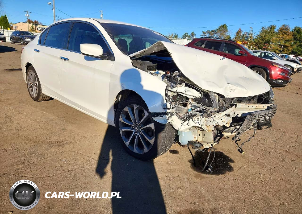 2015 Honda Accord Sport VIN:1HGCR2F5XFA135797 - 4