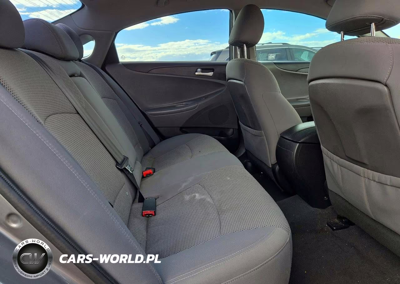 2013 Hyundai Sonata Gls VIN:5NPEB4AC9DH747749 - 10