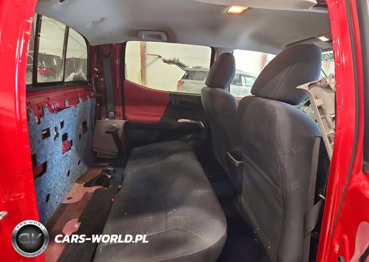 2020 Toyota Tacoma Double Cab VIN:3TMCZ5AN1LM293984 - 10
