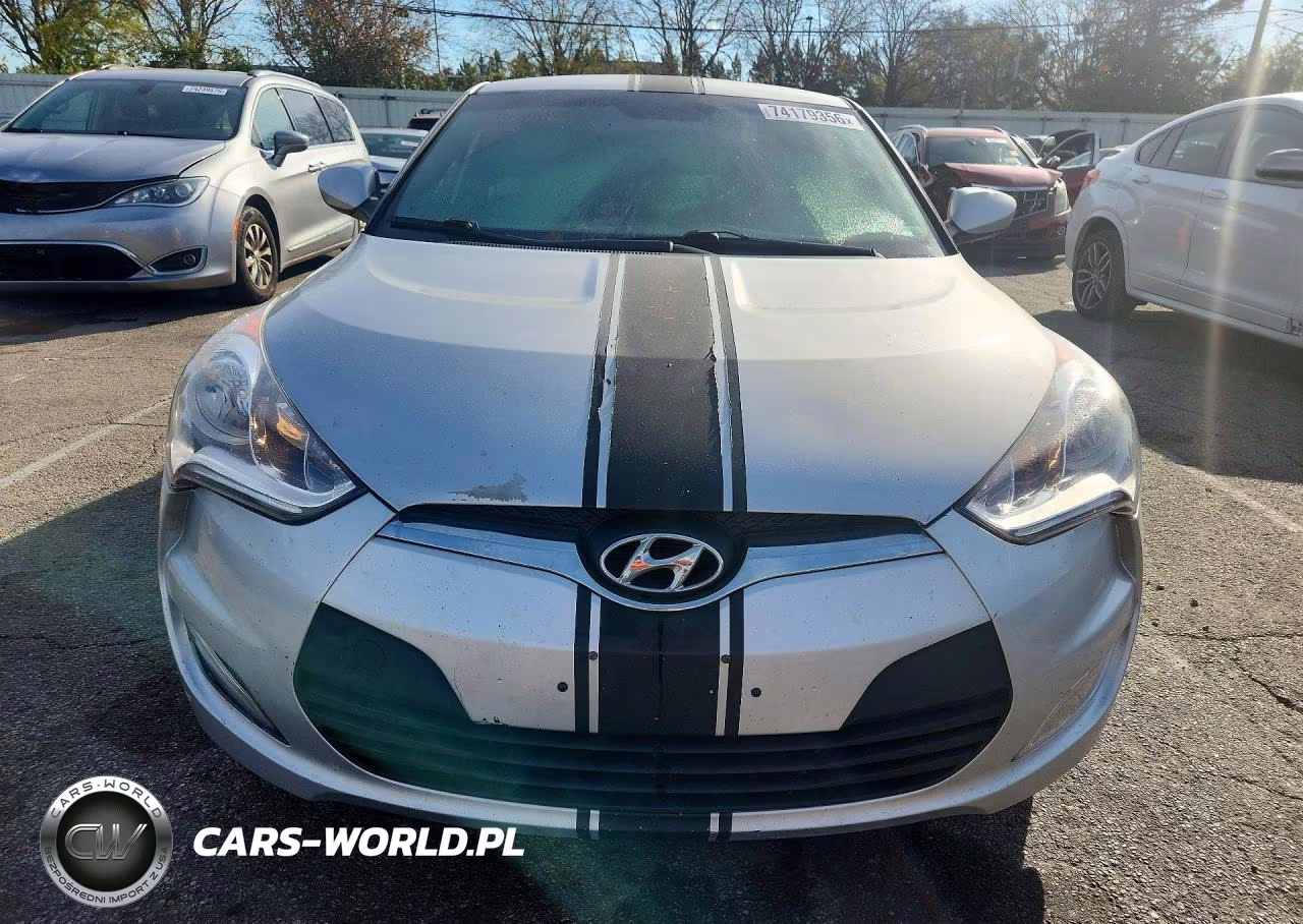 2017 Hyundai Veloster Base VIN:KMHTC6AD5HU312100 - 5
