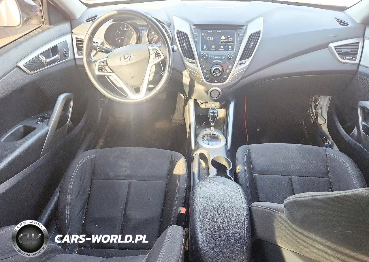 2017 Hyundai Veloster Base VIN:KMHTC6AD5HU312100 - 8