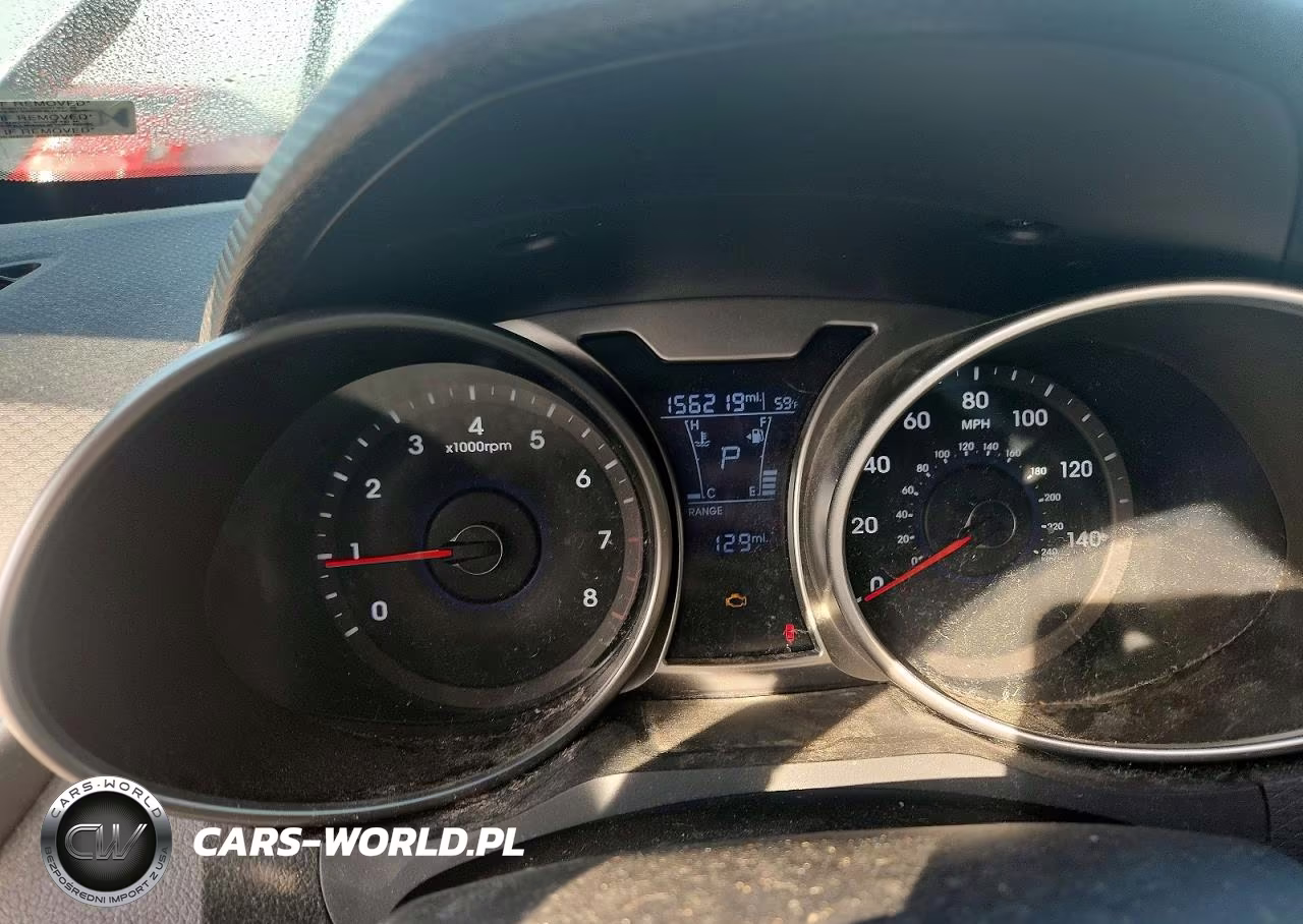 2017 Hyundai Veloster Base VIN:KMHTC6AD5HU312100 - 9