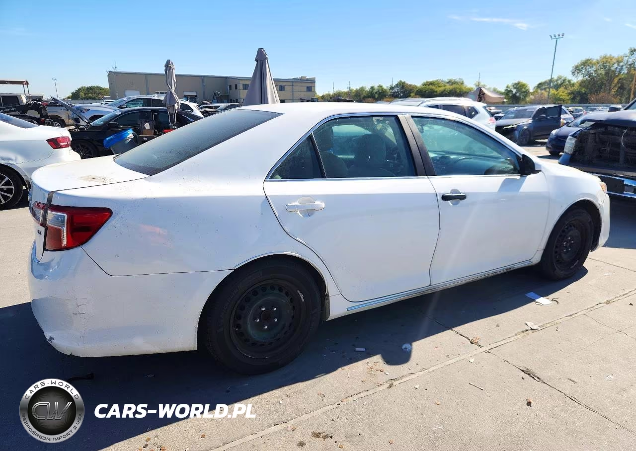 2012 Toyota Camry Le VIN:4T4BF1FK4CR212002 - 3