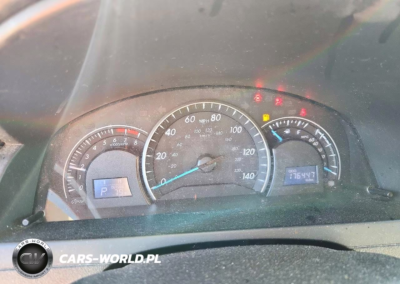 2012 Toyota Camry Le VIN:4T4BF1FK4CR212002 - 9