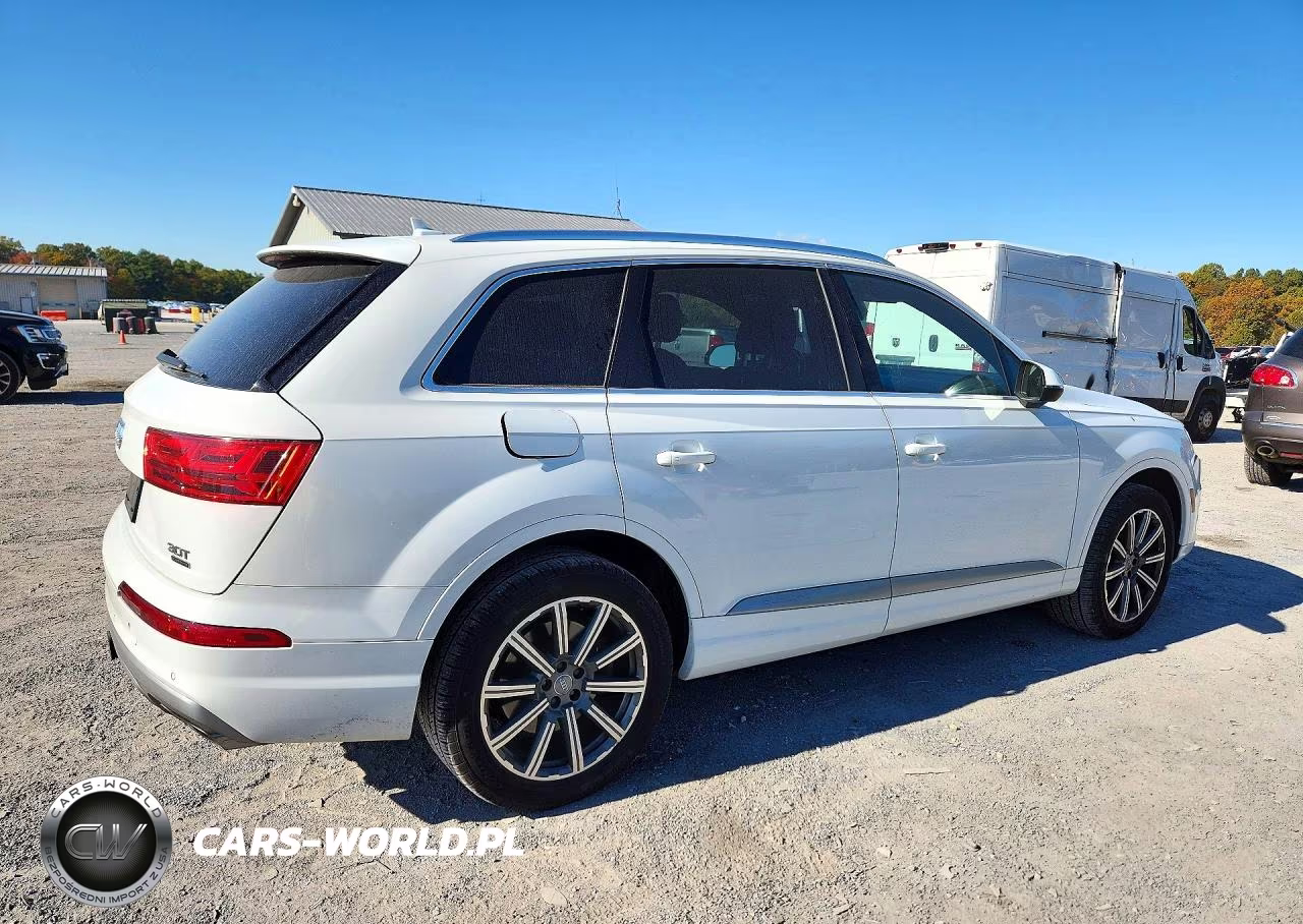 2017 Audi Q7 Prestige VIN:WA1VAAF75HD053157 - 3