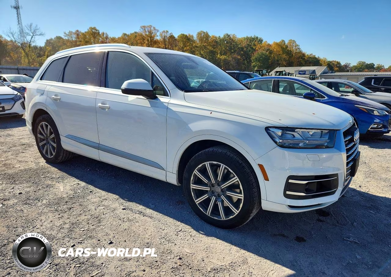 2017 Audi Q7 Prestige VIN:WA1VAAF75HD053157 - 4