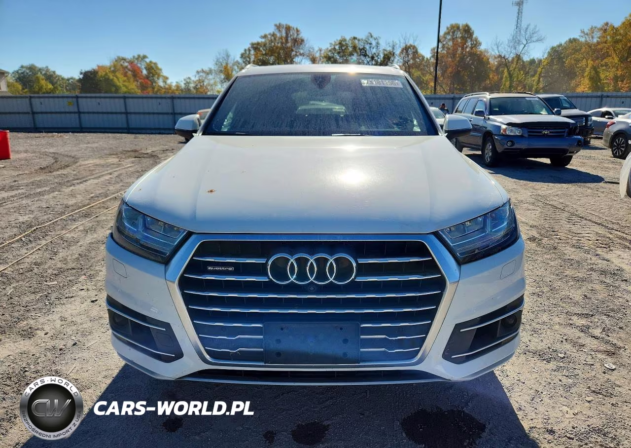 2017 Audi Q7 Prestige VIN:WA1VAAF75HD053157 - 5