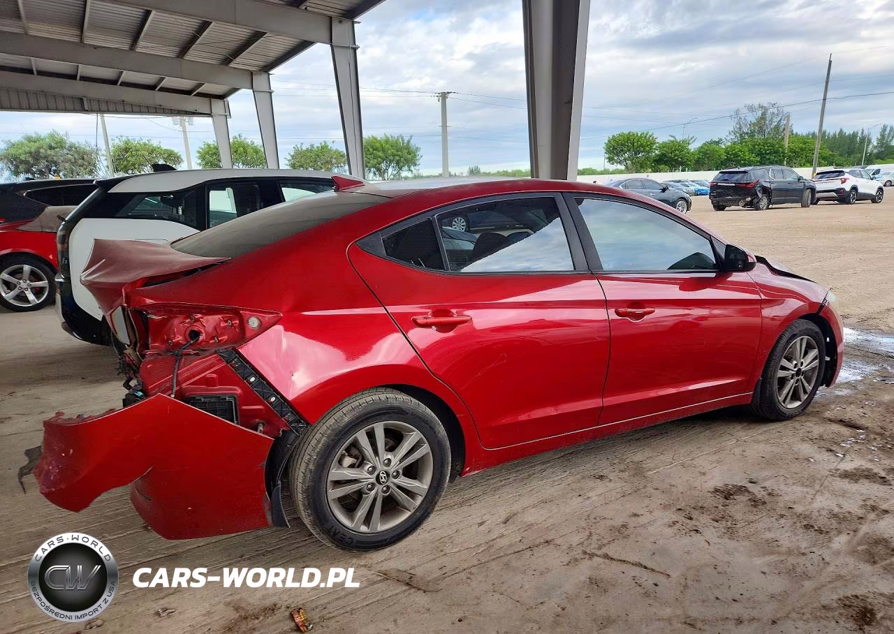 2018 Hyundai Elantra Value Edition VIN:5NPD84LF3JH228290 - 3