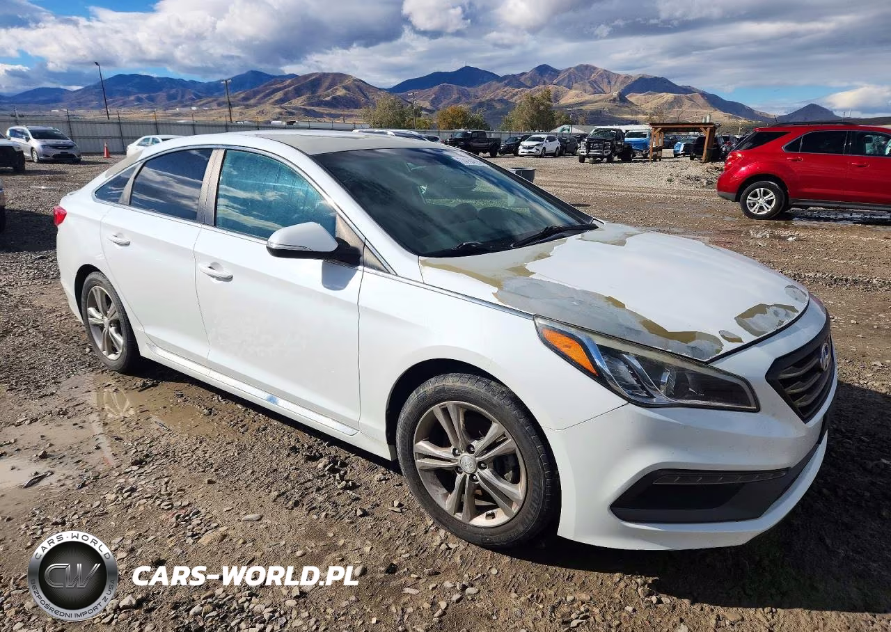 2017 Hyundai Sonata Sport VIN:5NPE34AF6HH500881 - 4