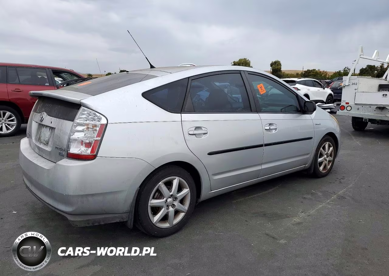 2008 Toyota Prius Touring VIN:JTDKB20U487717859 - 3