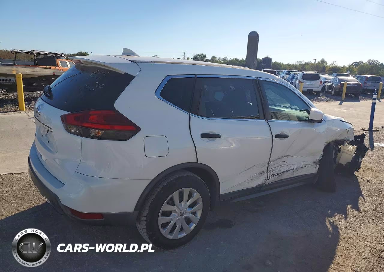 2017 Nissan Rogue S VIN:KNMAT2MT5HP544587 - 3