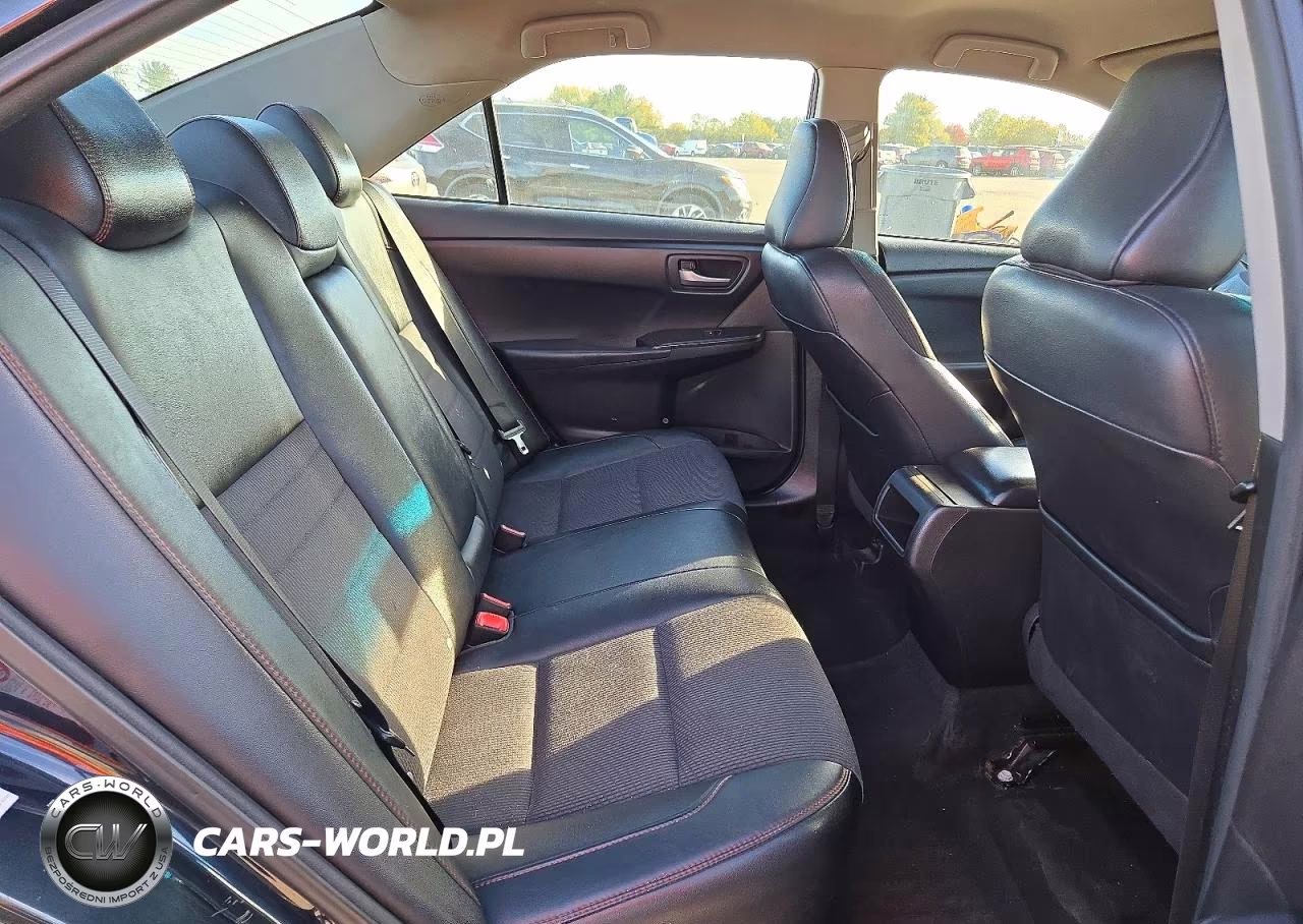 2017 Toyota Camry Se VIN:4T1BF1FK7HU763901 - 10