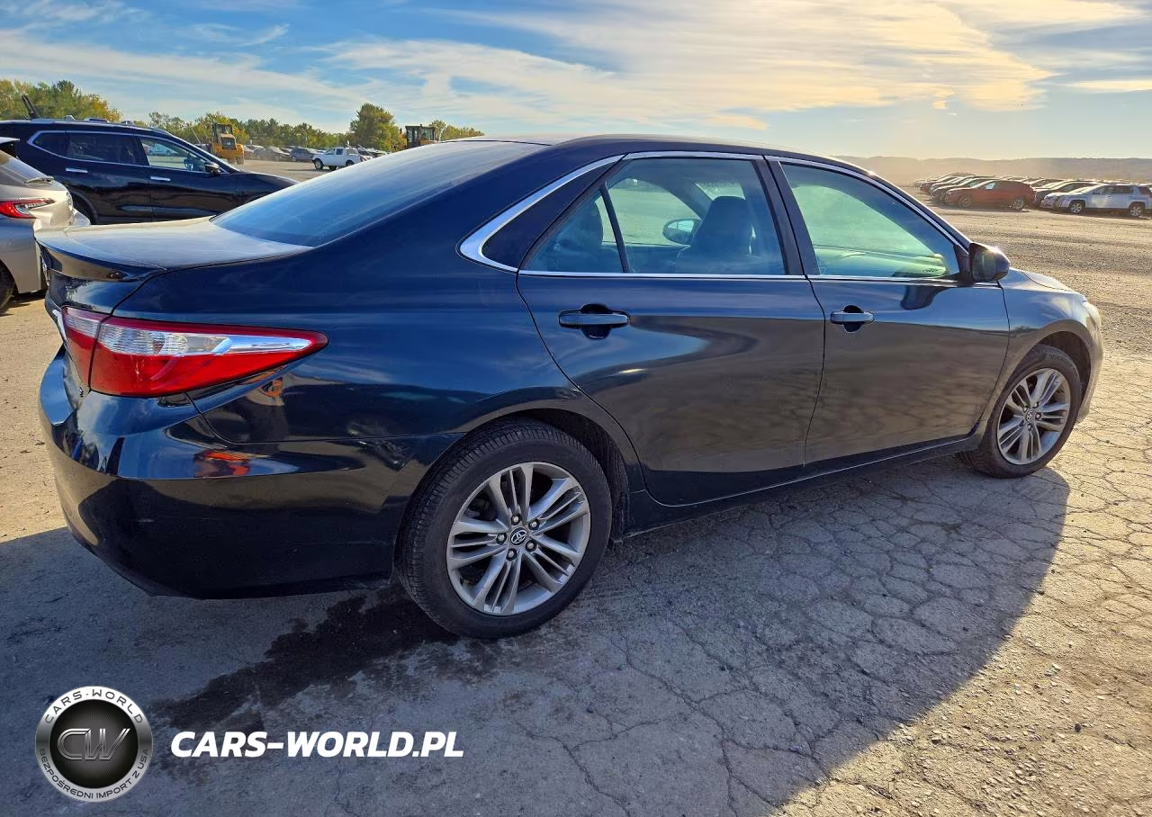 2017 Toyota Camry Se VIN:4T1BF1FK7HU763901 - 3