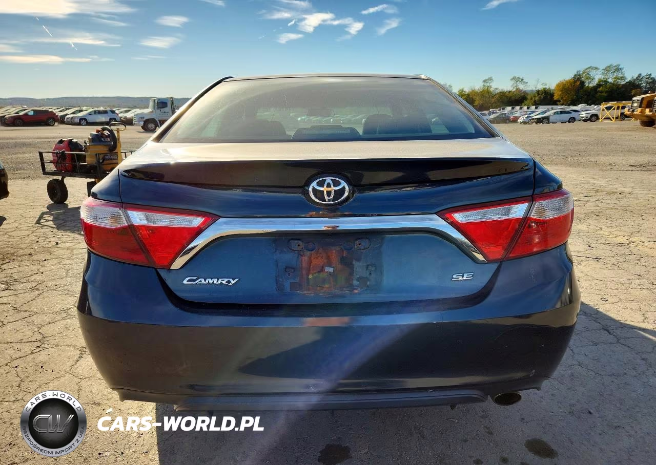 2017 Toyota Camry Le VIN:4T1BF1FK2HU332155 - 6