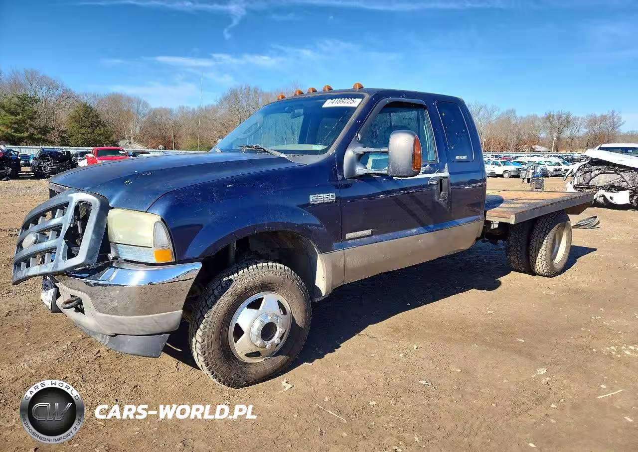 2004 Ford F350 Super Duty Flatbed Truck