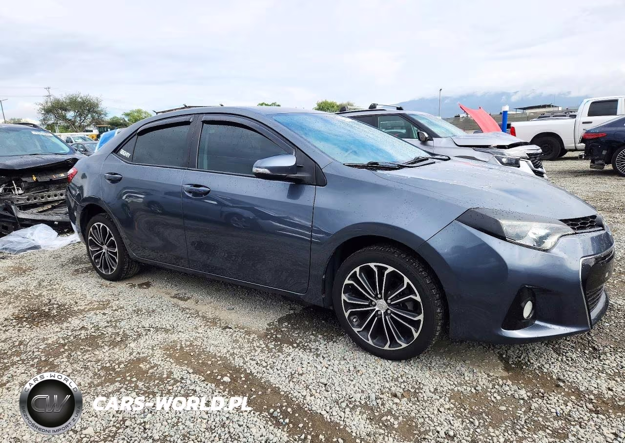 2014 Toyota Corolla S Plus VIN:5YFBURHE8EP110972 - 4