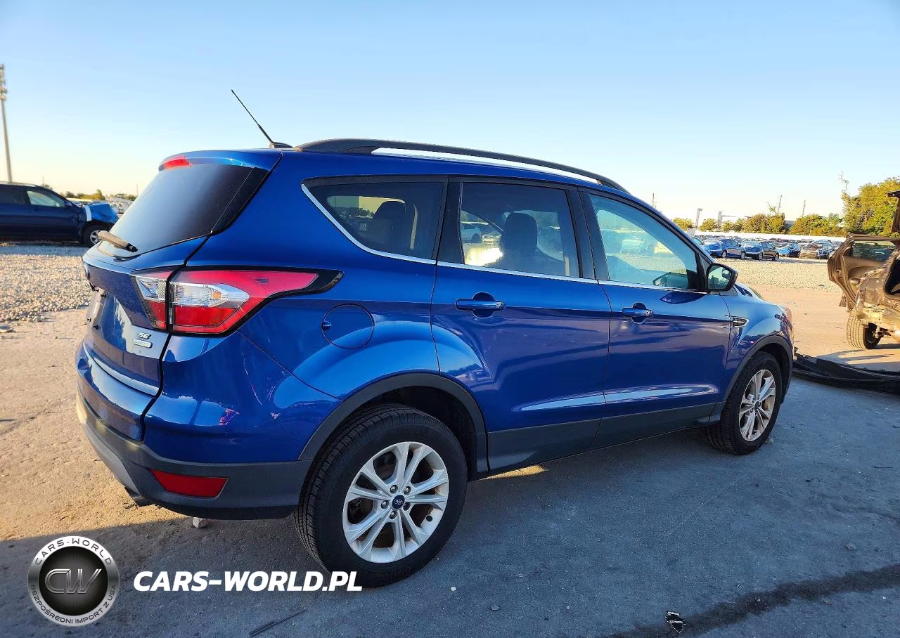 2018 Ford Escape Se VIN:1FMCU0GD0JUB09526 - 3