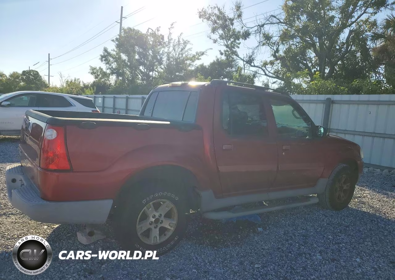 2005 Ford Explorer Sport Trac VIN:1FMZU67K15UA71368 - 3