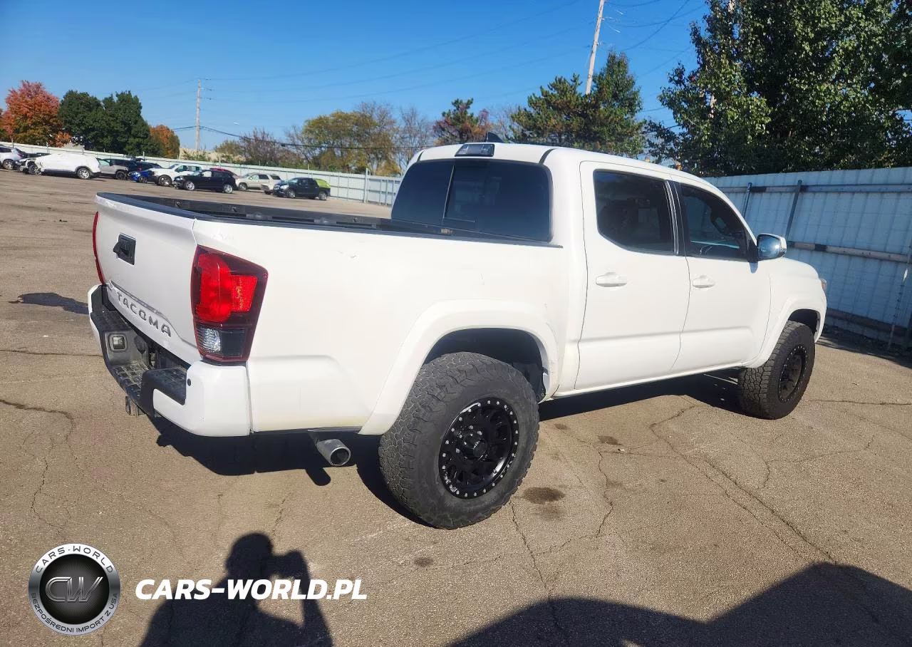 2019 Toyota Tacoma Trd Sport VIN:3TMAZ5CN3KM082434 - 3