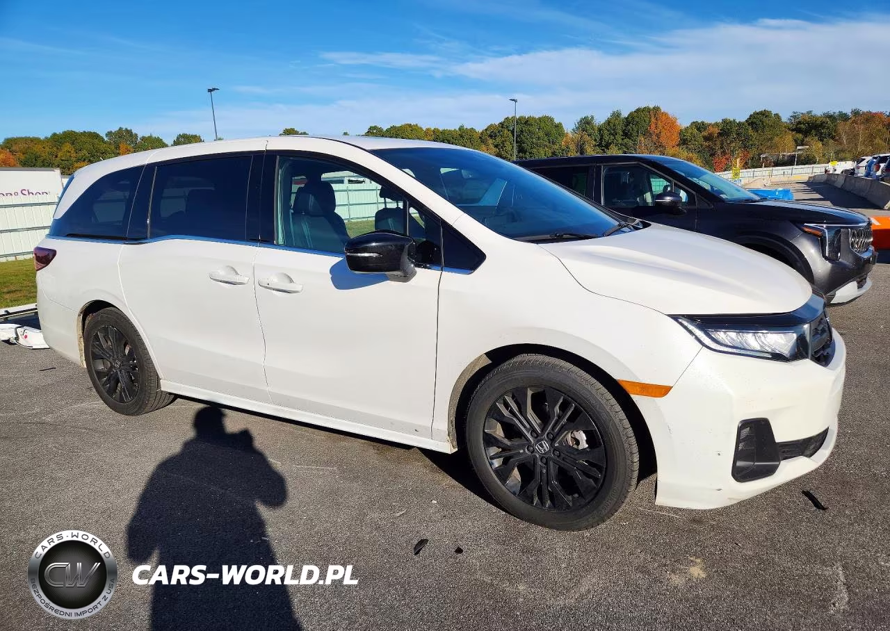 2026 Honda Odyssey Sport-L VIN:5FNRL6H74TB043233 - 4