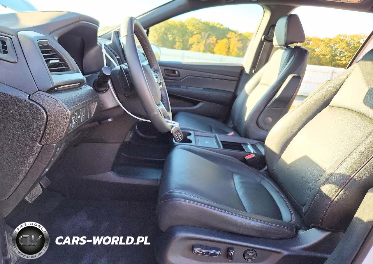 2026 Honda Odyssey Sport-L VIN:5FNRL6H74TB043233 - 7