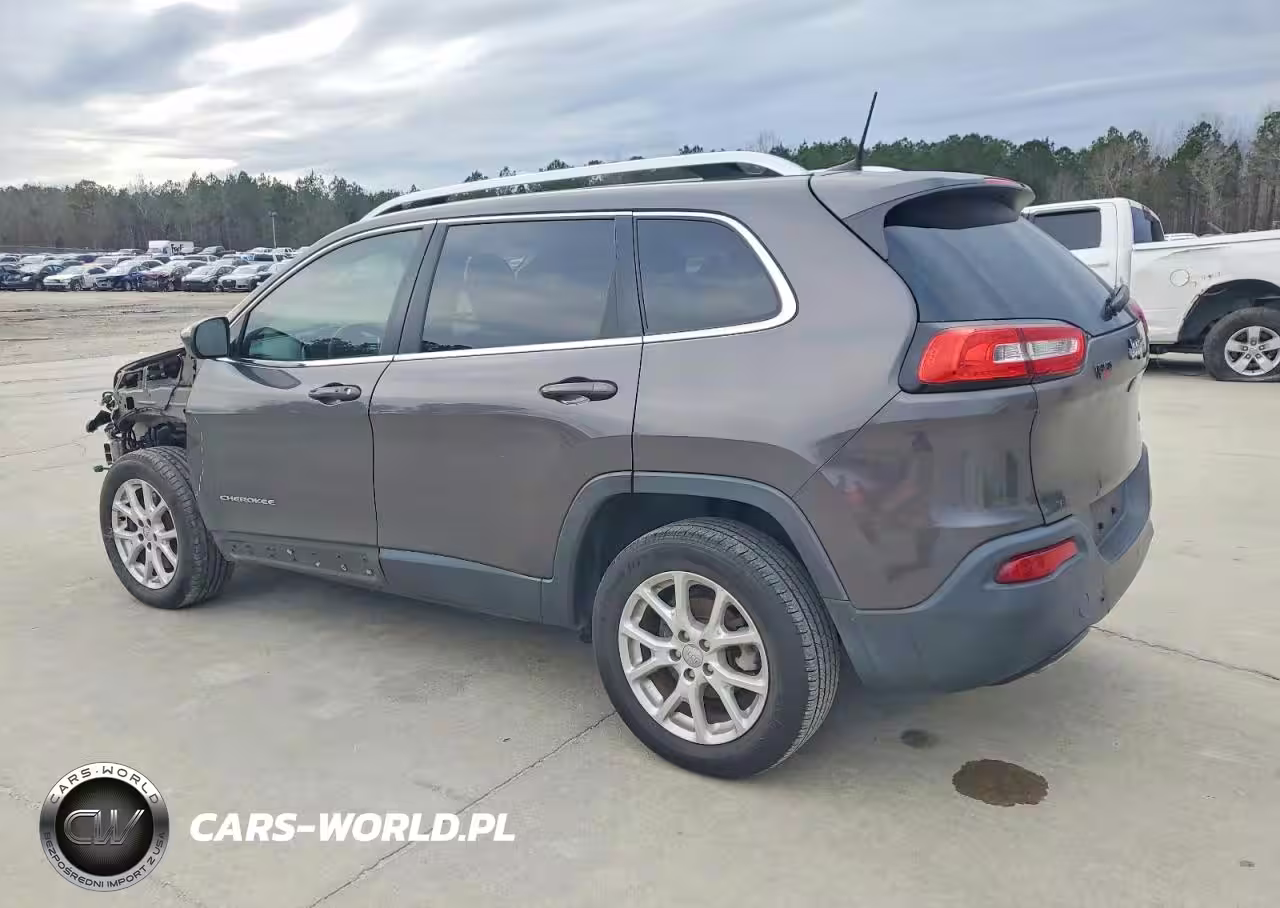 2018 Jeep Cherokee VIN:1C4PJLLB3JD552029 - 2