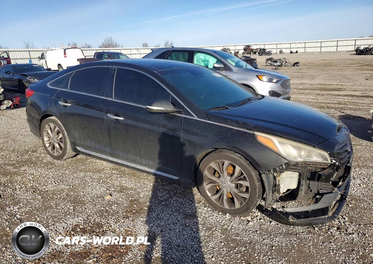 2015 Hyundai Sonata Sport VIN:5NPE34AB8FH205808 - 4