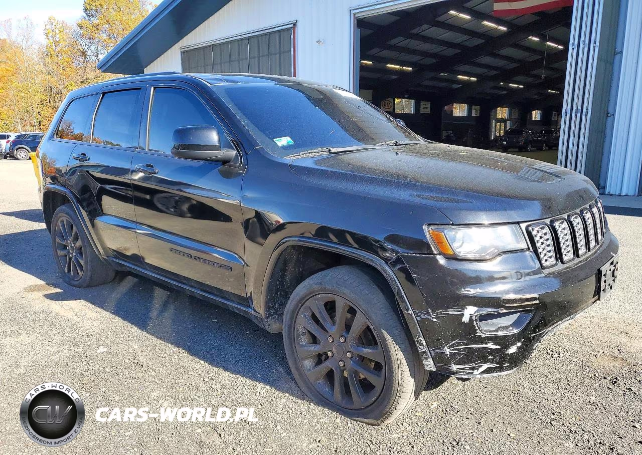 2018 Jeep Grand Cherokee Laredo VIN:1C4RJFAG2JC118635 - 4