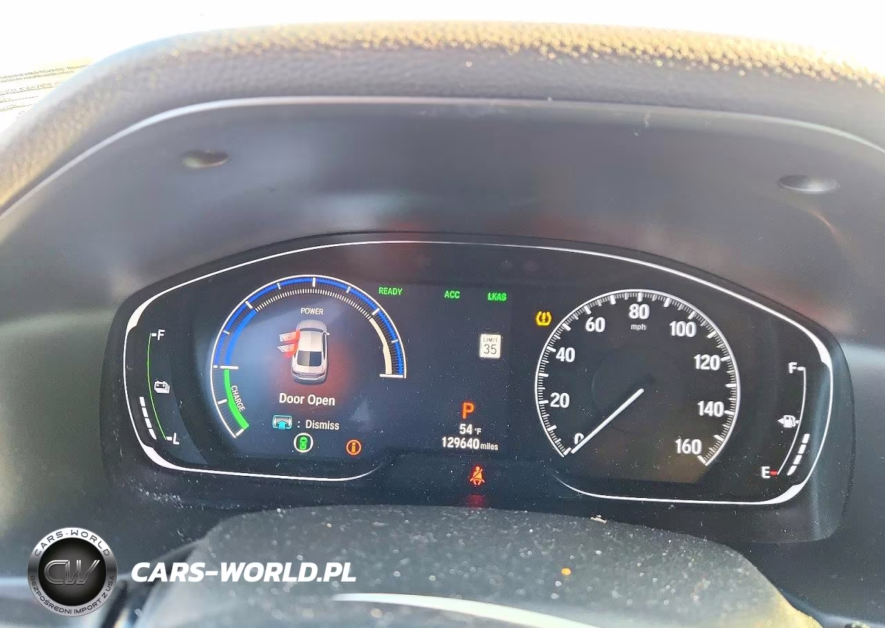 2018 Honda Accord Hybrid VIN:1HGCV3F11JA015989 - 9