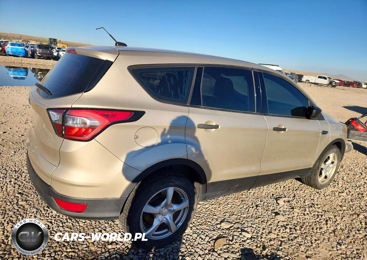 2017 Ford Escape S VIN:1FMCU0F78HUC95158 - 3