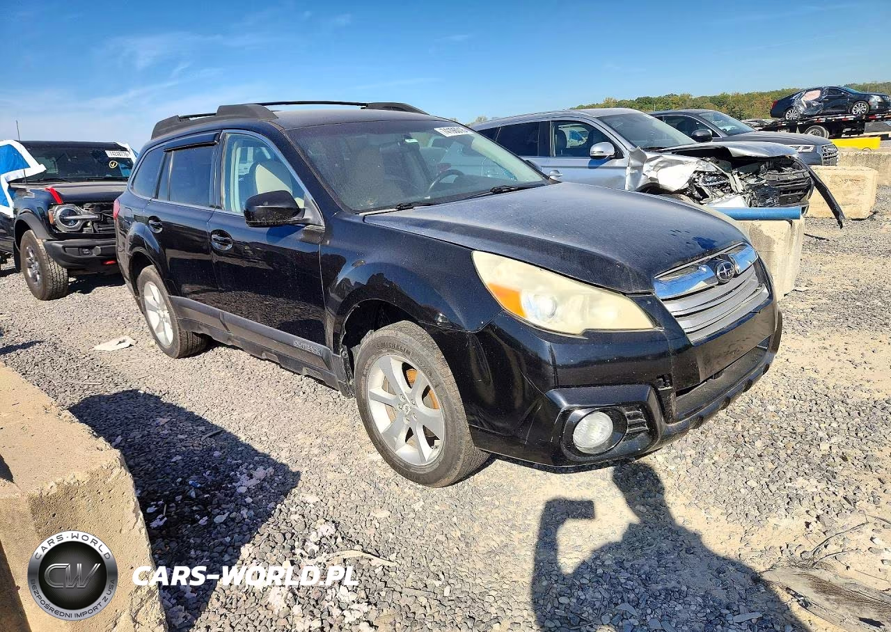 2013 Subaru Outback 2.5I Premium VIN:4S4BRBCCXD3315954 - 4