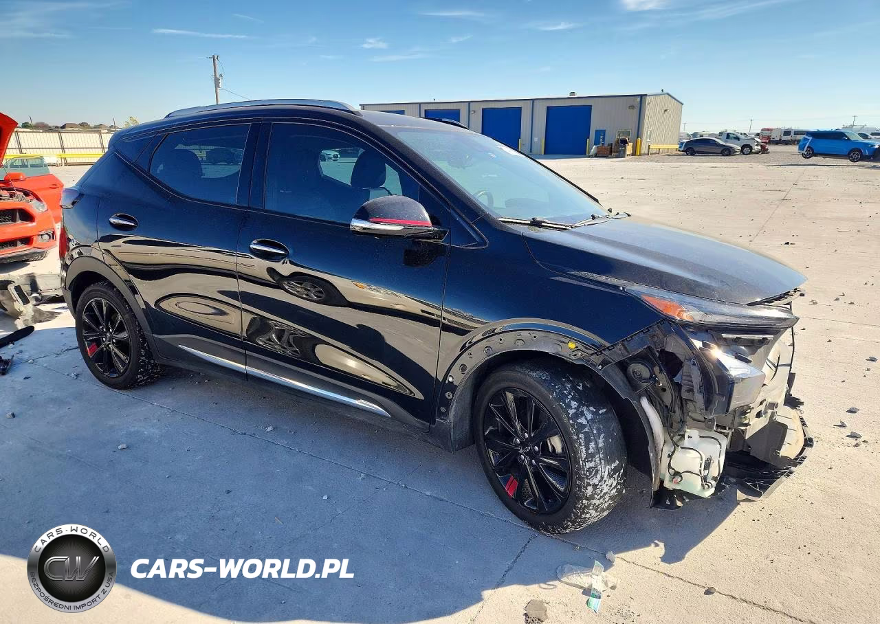 2023 Chevrolet Bolt Euv Premier VIN:1G1FZ6S03P4111539 - 4