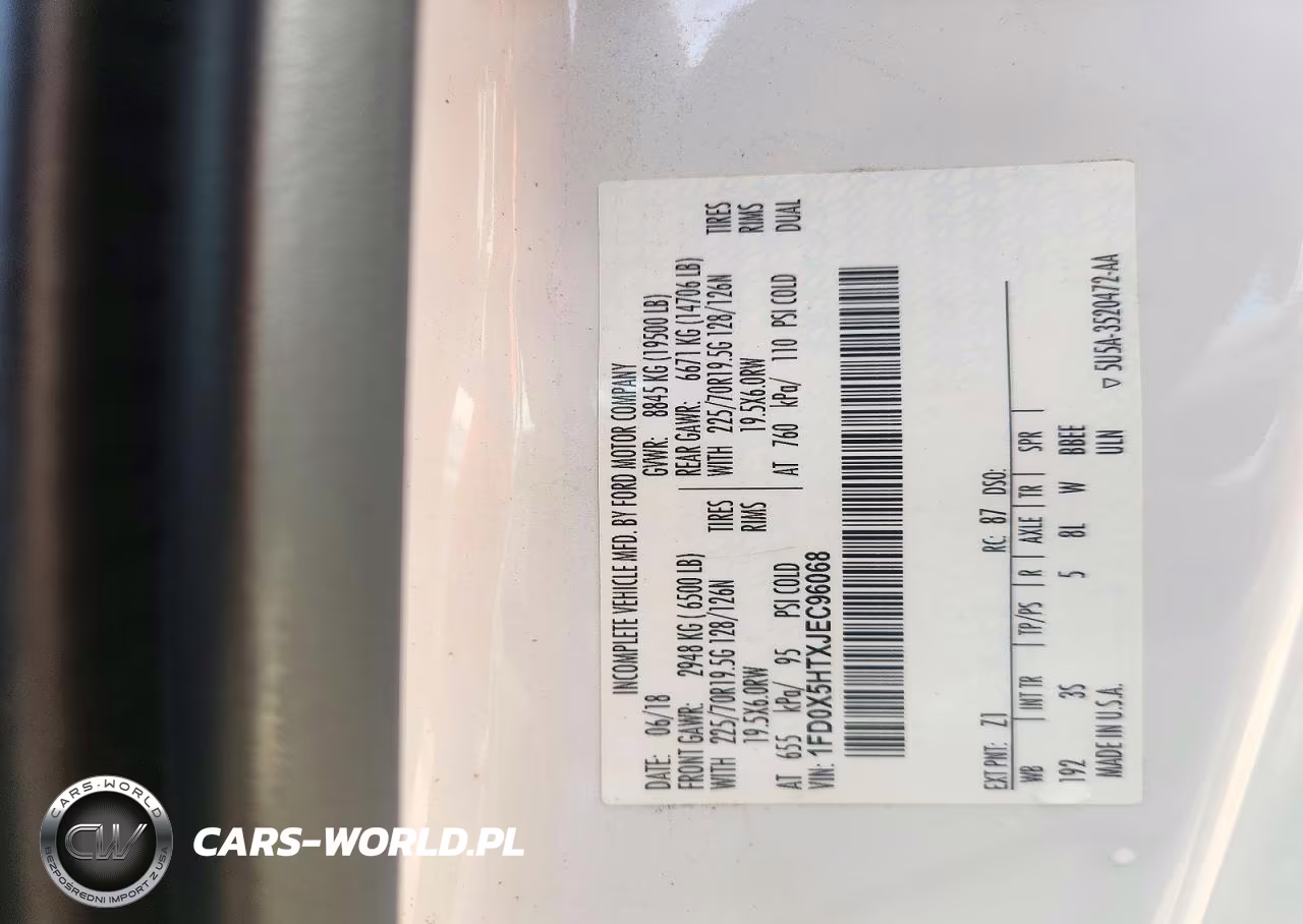 2018 Ford F550 Super Duty VIN:1FD0X5HTXJEC96068 - 12