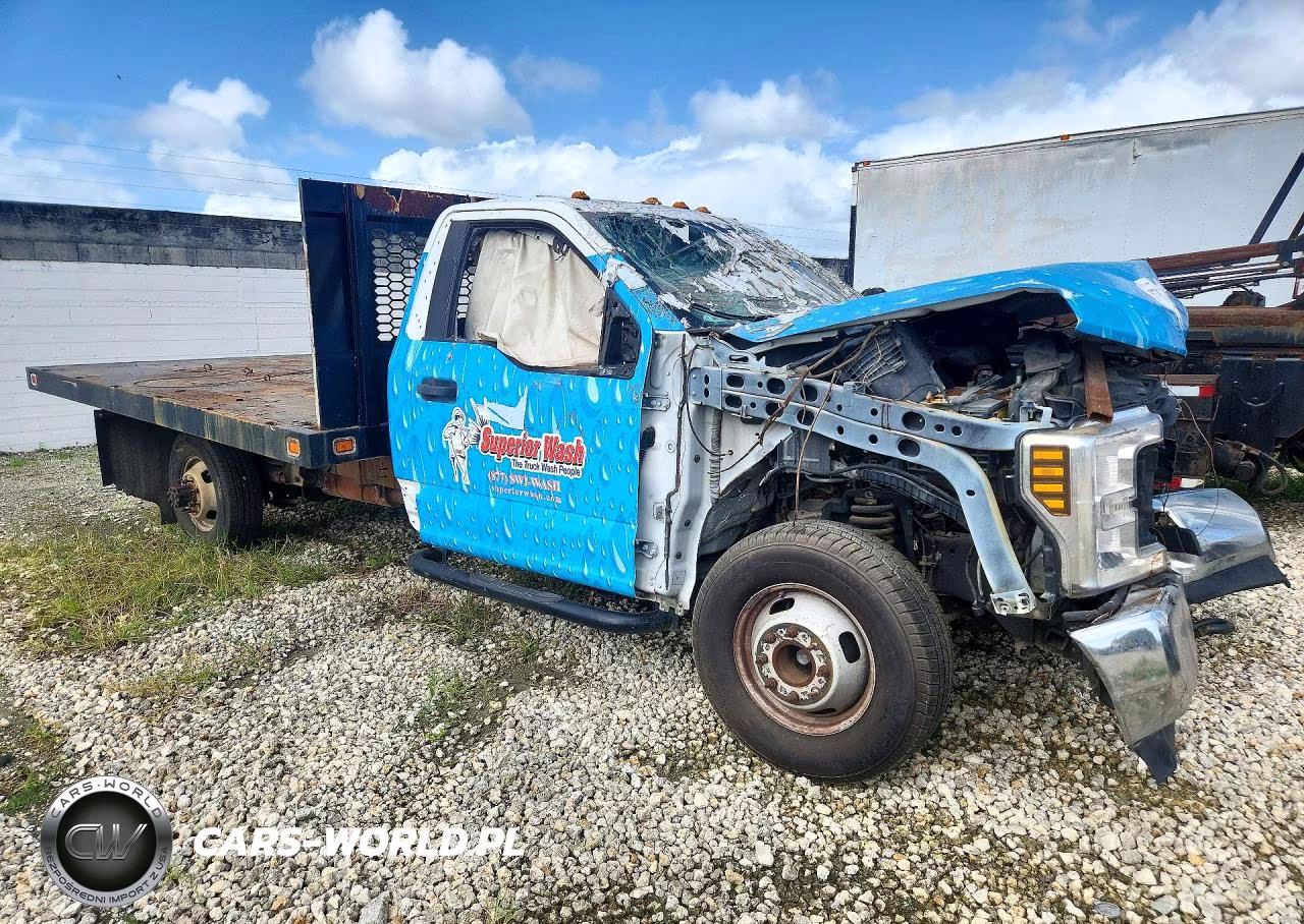 2019 Ford F350 Super Duty VIN:1FDRF3G64KEC15352 - 4