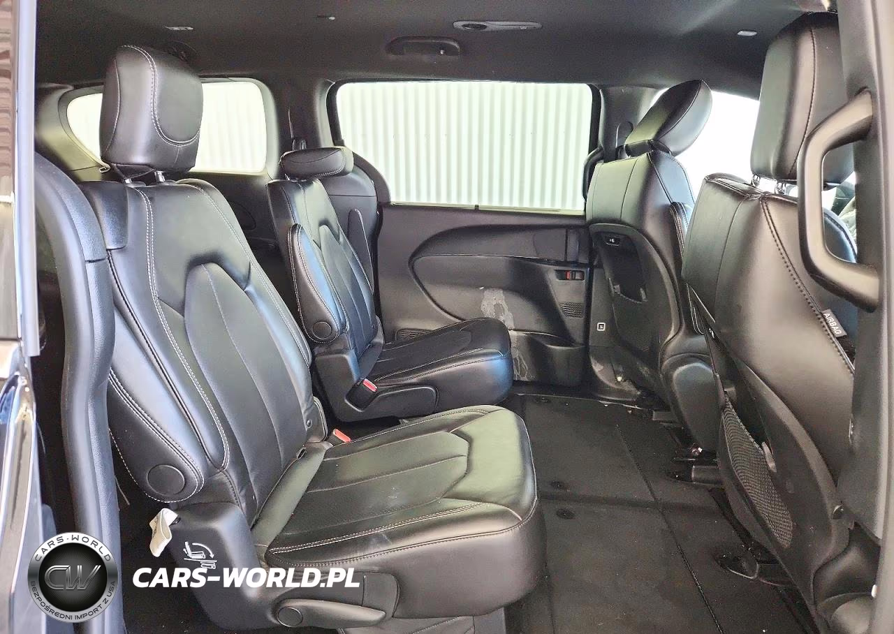 2026 Chrysler Pacifica Select VIN:2C4RC1BG6TR197068 - 11