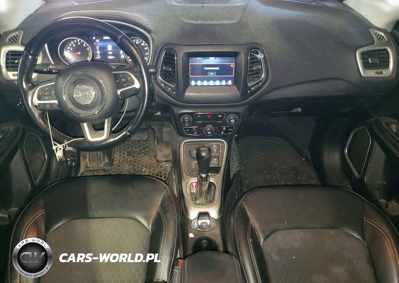 2019 Jeep Compass Latitude VIN:3C4NJDBB7KT711919 - 8