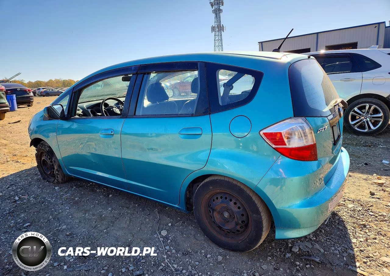 2013 Honda Fit VIN:JHMGE8H34DC041702 - 2