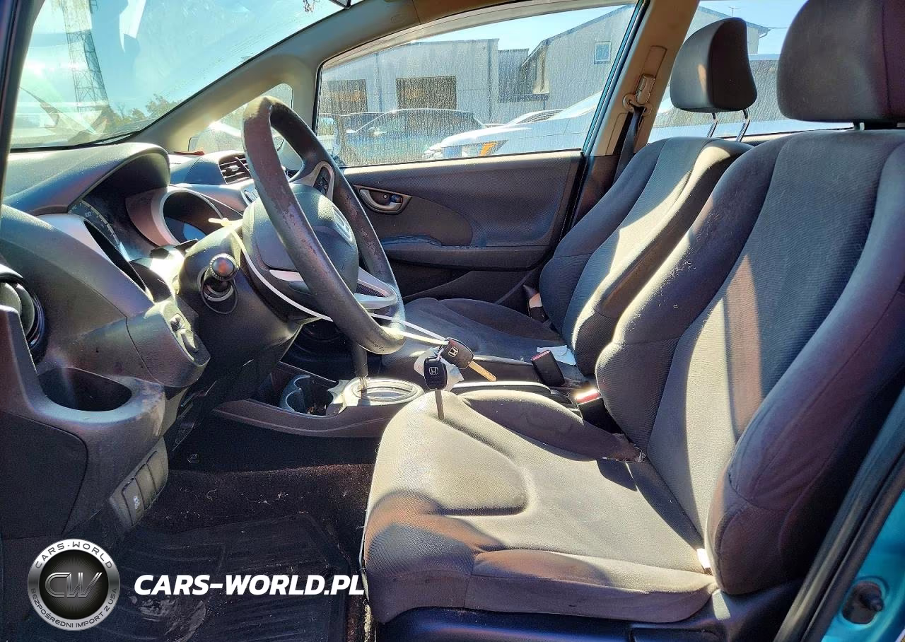 2013 Honda Fit VIN:JHMGE8H34DC041702 - 7
