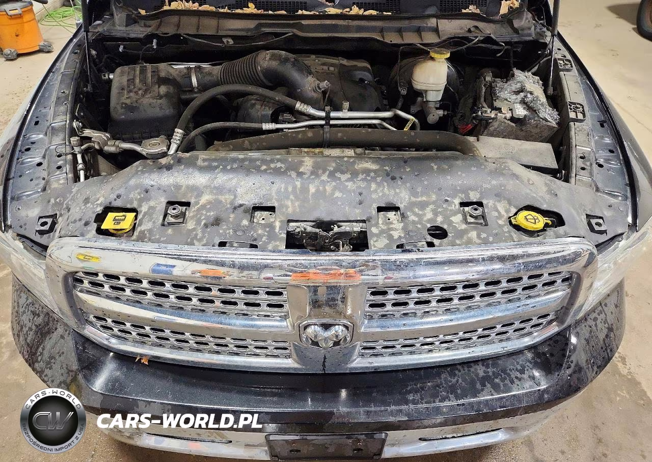 2018 Ram 1500 Laramie VIN:1C6RR7NT3JS162520 - 11
