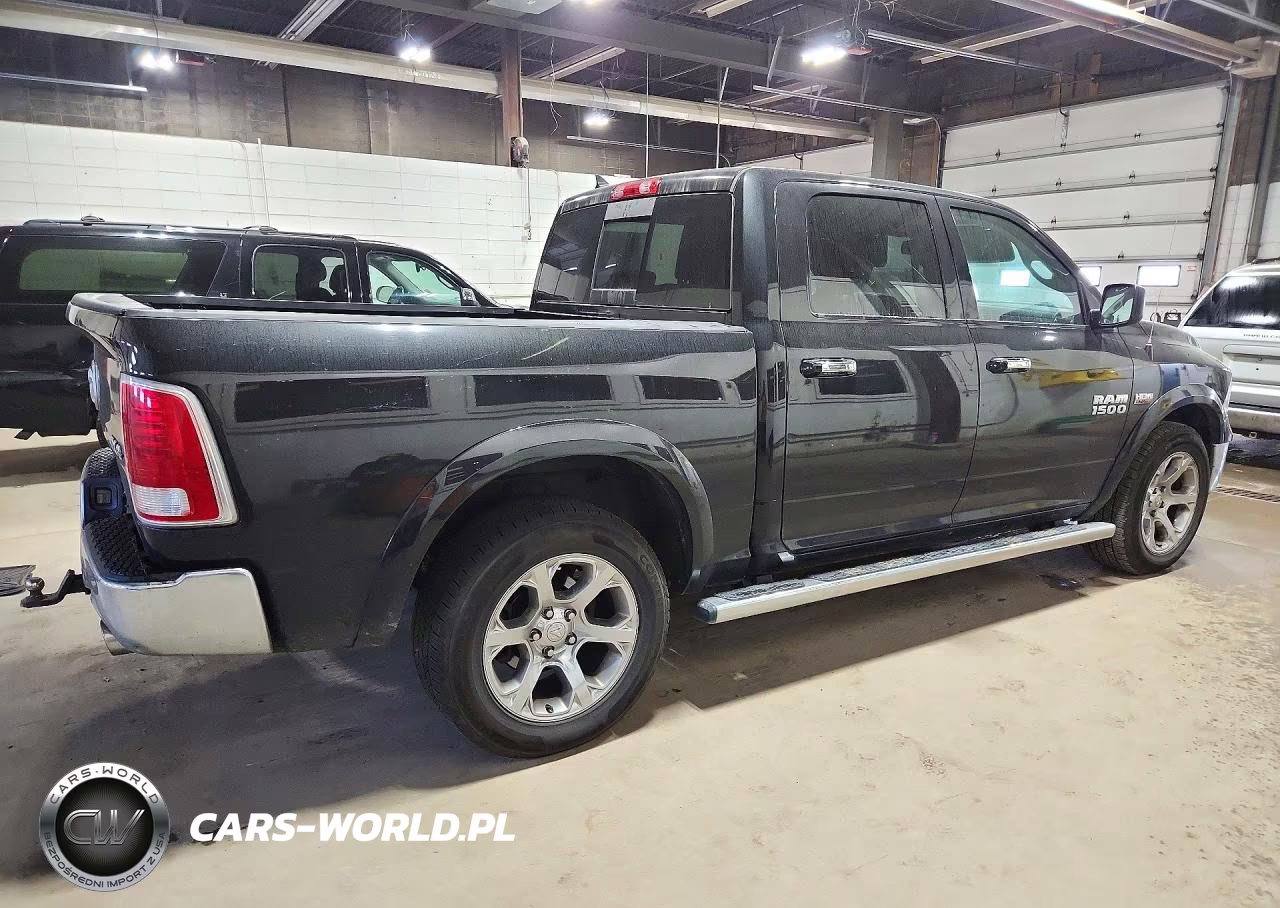 2018 Ram 1500 Laramie VIN:1C6RR7NT3JS162520 - 3