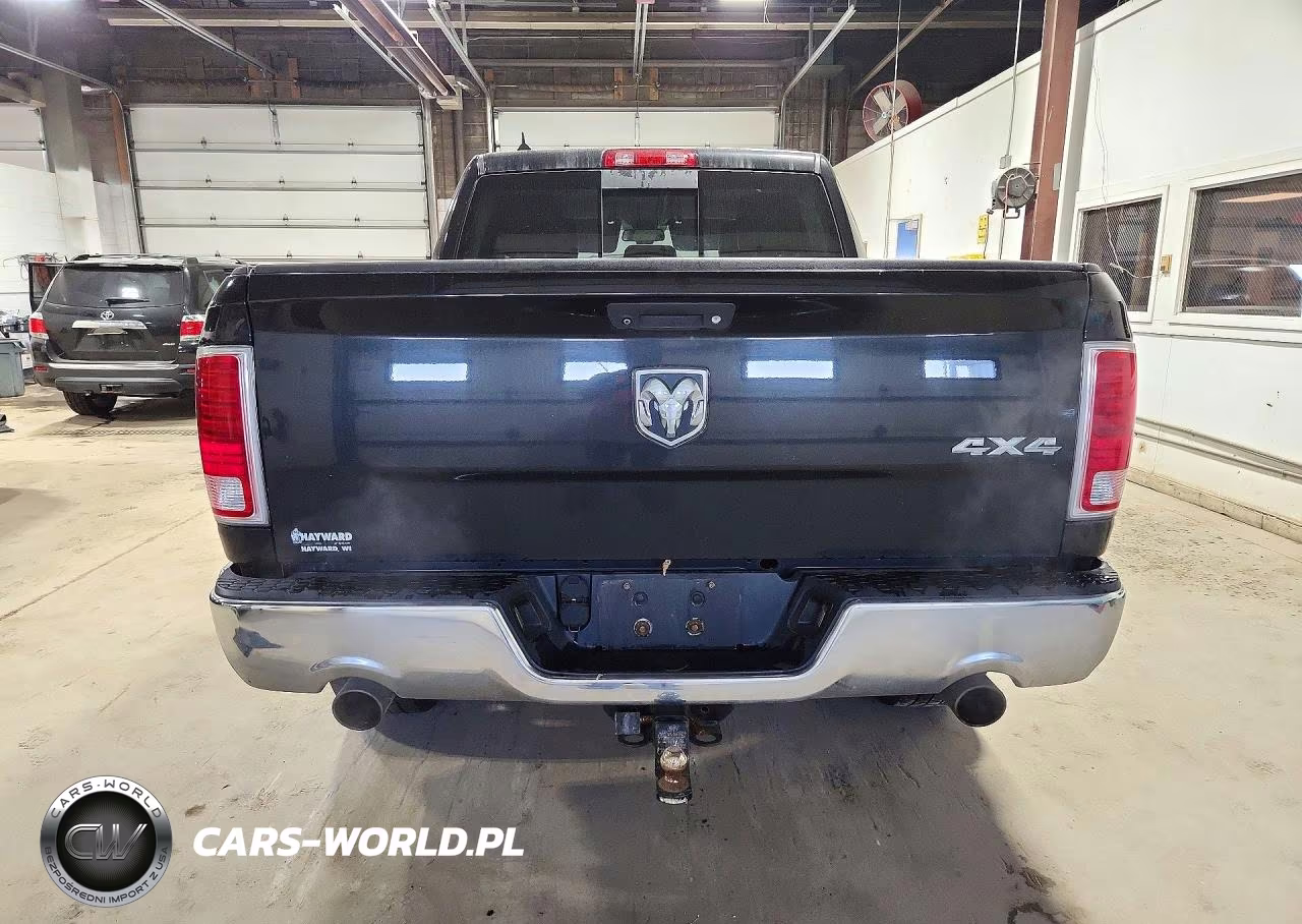 2018 Ram 1500 Laramie VIN:1C6RR7NT3JS162520 - 6